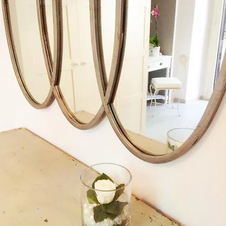 Santa Chiara By Home4holidays *